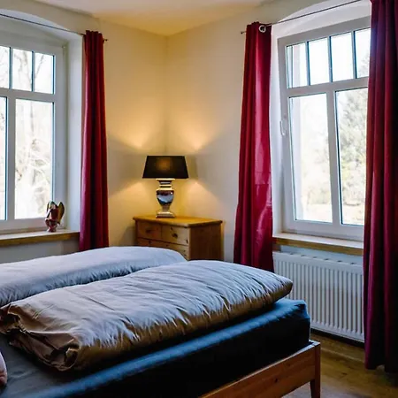 Ferienwohnung Radeberg Апартаменты *